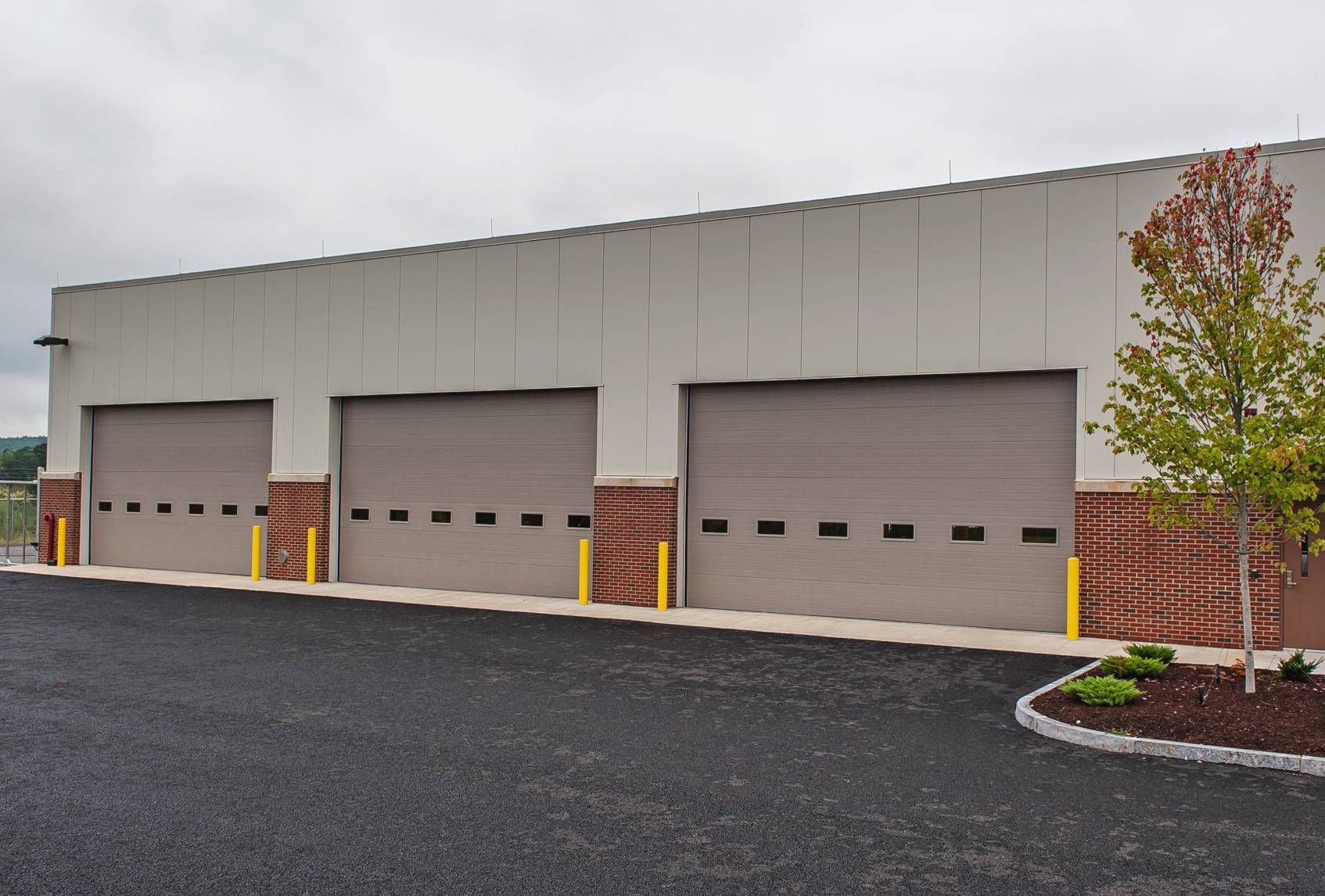 Insulated Sandwich Commercial Garage Door